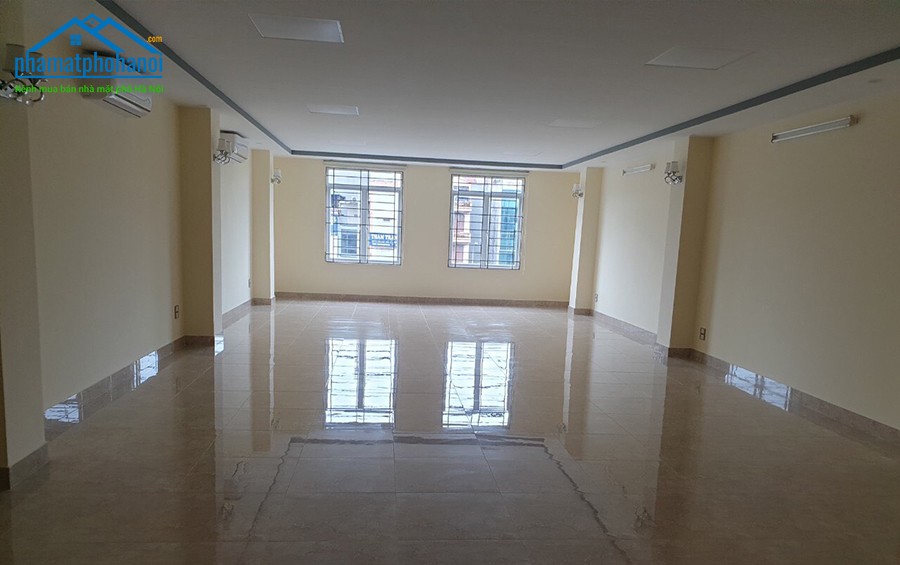 Cho Thuê Tòa Nhà Văn Phòng 9 Tầng Mặt Phố Nguyễn Xiển. Giá 6000USD