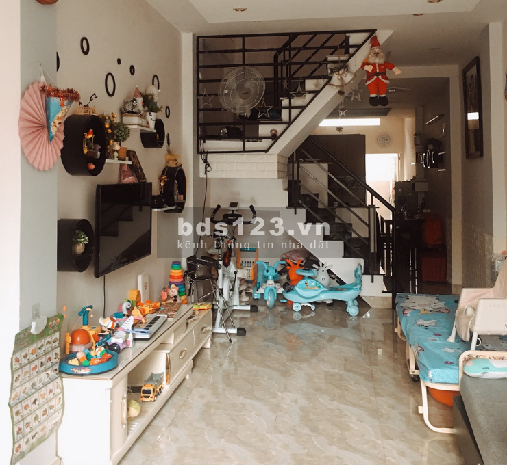 Bán nhà mới 2 tầng HXH 80 Dương Quảng Hàm,P.5, GV 66m2 4,5 tỷ TL.