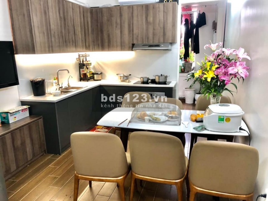 Nhà HXH đỗ cửa 3 tầng dt 4.5x18 Quận Bình Thạnh chỉ 8,3 tỷ TL. LH: 0879.193.102