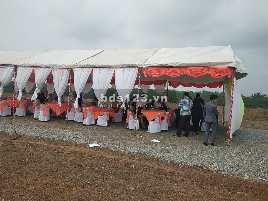 Bán đất phân lô giá rẻ Bình Phước