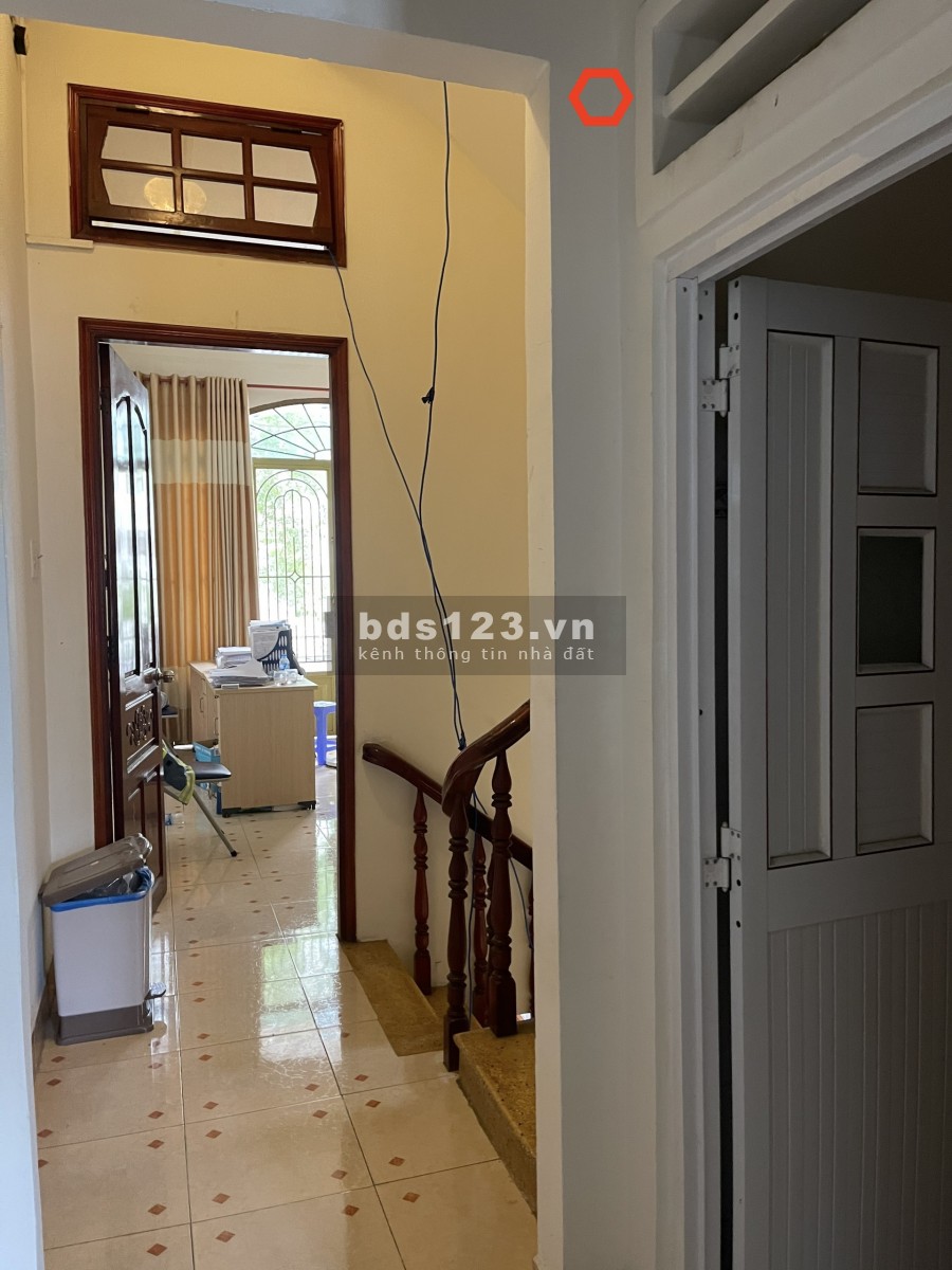 HXT Phan Văn Trị 4.3x20m, trệt 3lầu, 6phòng, 4wc. Chỉ 25tr.