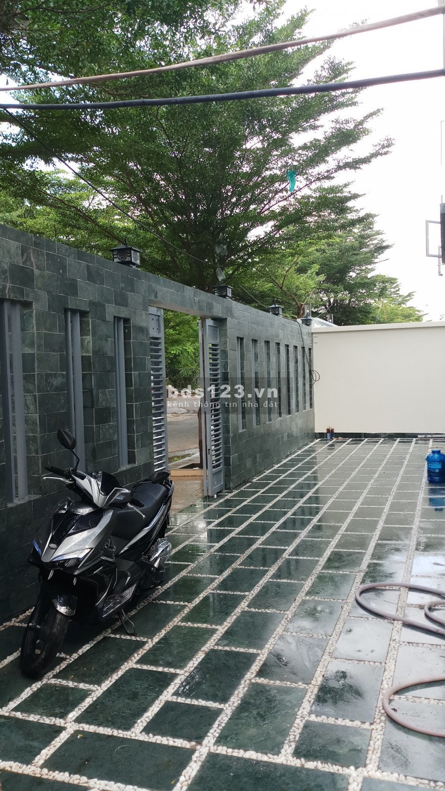 Nhà biệt thự hai mặt tiền,khu dân cư Hà Đô,P.Thới An