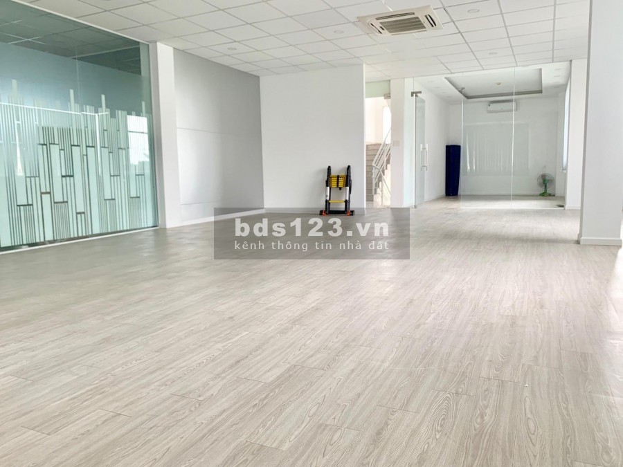 Cho Thuê Nhà Nguyễn Văn Mại , P4, Q.Tân Bình, DT: 10x20, 2 lầu.