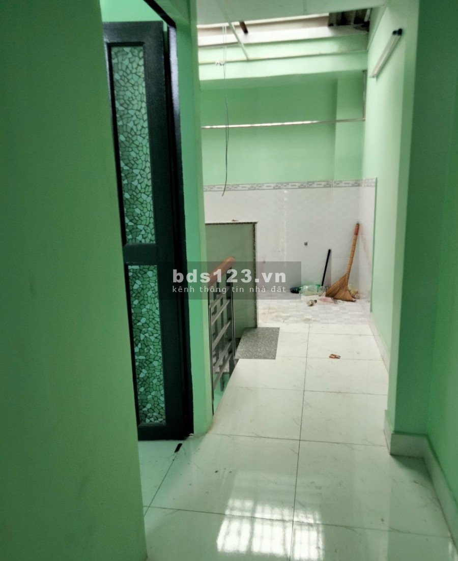 Cho thuê nhà nguyên căn 5pn gia 9tr/tháng