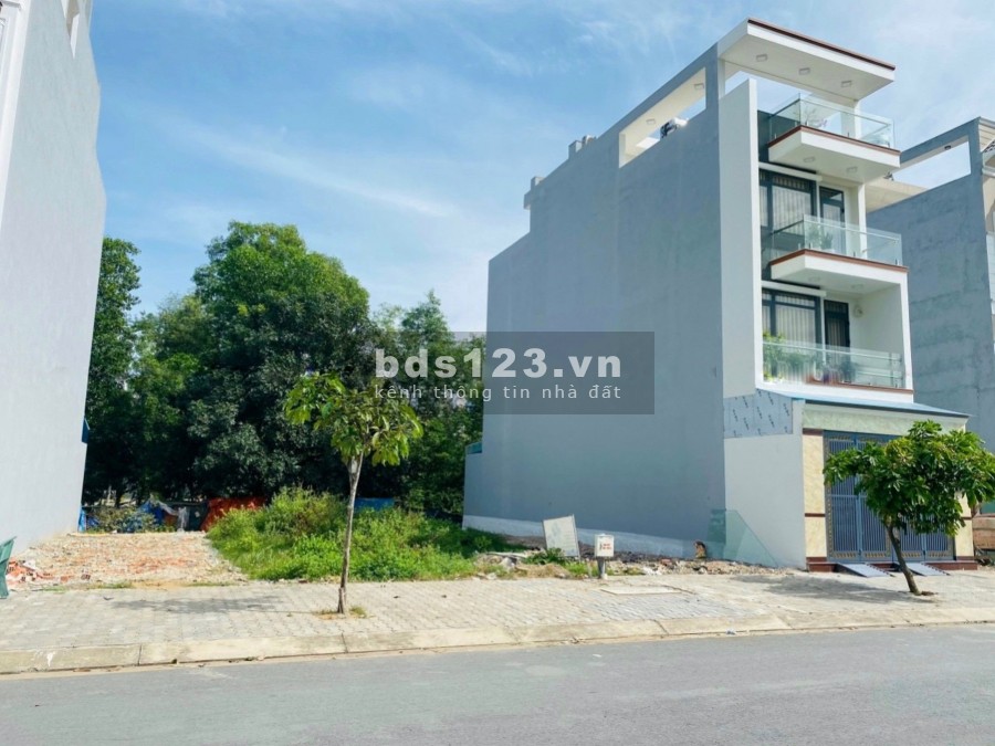 Cần Bán Gấp 105M2 Thổ Cư Gần Aeon Bình Tân - Bình Chánh, SỔ SẴN