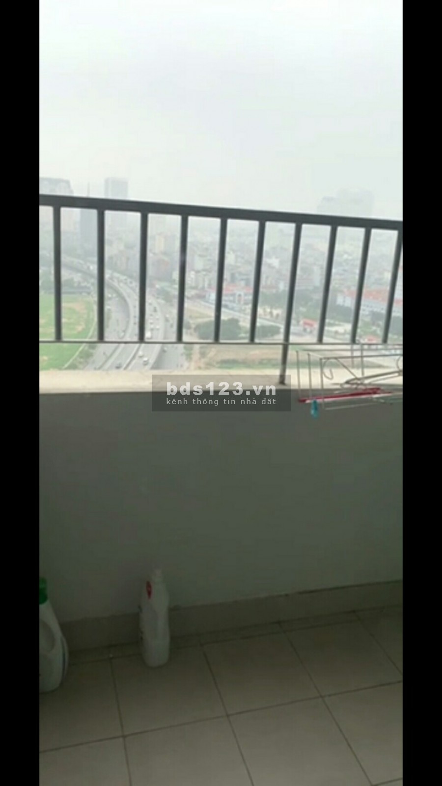 Bán gấp căn hộ 66m full đồ, 2PN, tại FLC 36 Phạm Hùng, giá 2.02 tỷ có thương lượng.