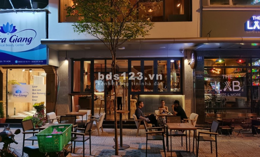 Cho thuê mặt tiền đường Phạm Ngũ Lão 8x15 trệt 2 lầu nhà mới