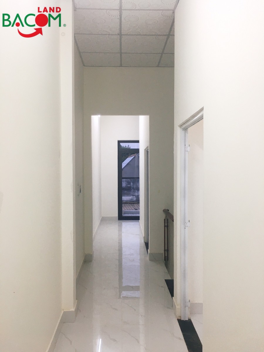 Bán nhà 1 trệt 1 lầu Tân Vạn SHR thổ cư 70m2, gần Mầm Non Tân Vạn