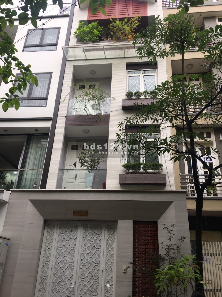 Cô tôi vỡ nợ bán gấp nhà Văn Quán, KD đỉnh, 64m2, 6 tầng, gara 7.3 tỷ