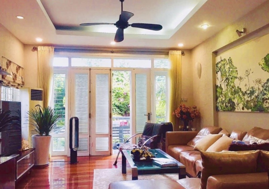 BÁN NHÀ PHÂN LÔ HỒ ĐỐNG ĐA GARA Ô TÔ 7 CHỖ KINH DOANH KHU VIP DT 62M, 4 TẦNG ,MT 5M. GIÁ 11.5 TỶ