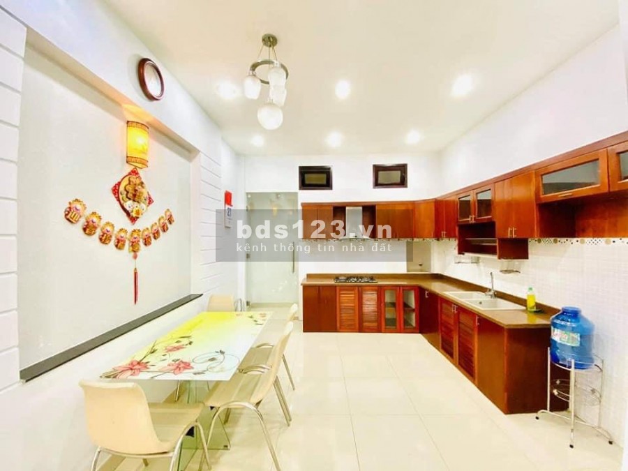 Nhà đẹp Trịnh Đình Trọng Tân Phú 3Lầu 50m2 Hẻm xe hơi chỉ 4tỷ4