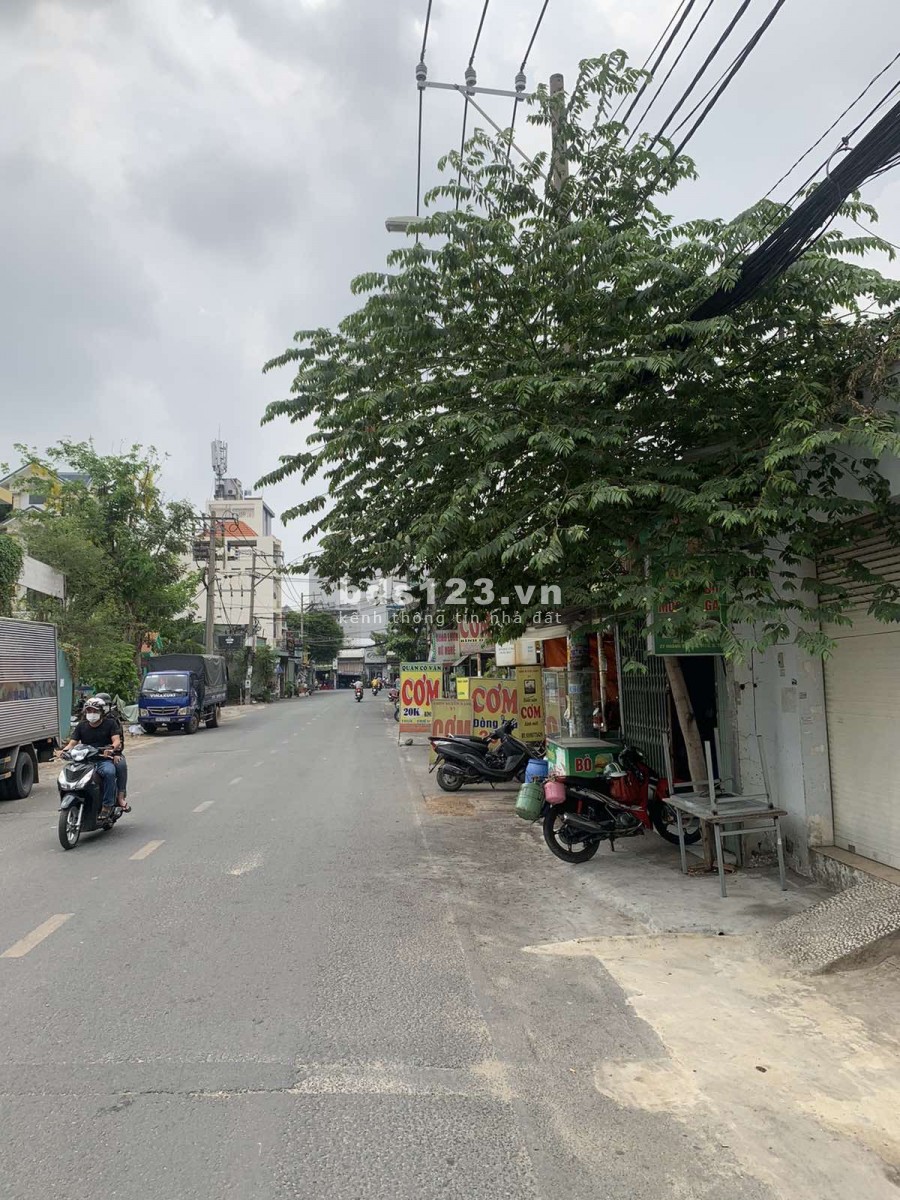 Sang nhượng quán bún phở full đồ