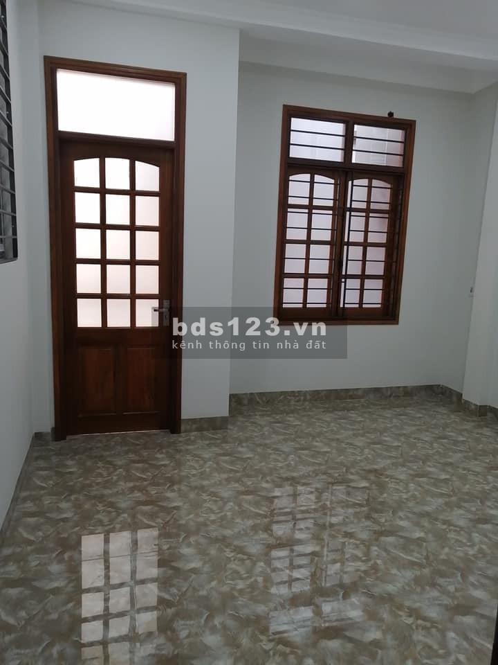 NGUYỄN CHÍ THANH-ĐỐNG ĐA, 50m2 x 5 tầng, giá 6.85 tỷ