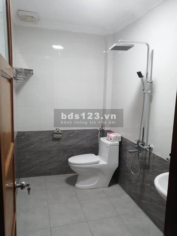 NGUYỄN CHÍ THANH-ĐỐNG ĐA, 50m2 x 5 tầng, giá 6.85 tỷ