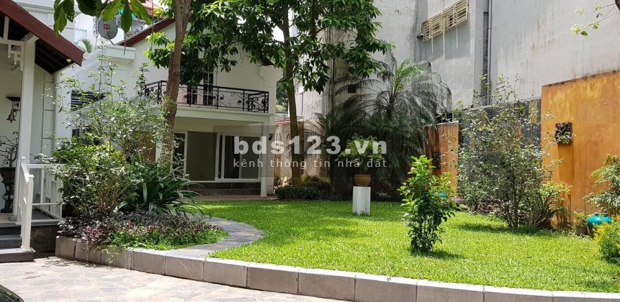 SIÊU BIỆT THỰ, VỊ TRÍ VIP, N.Thụy Long Biên, 1250m2 MTx11m