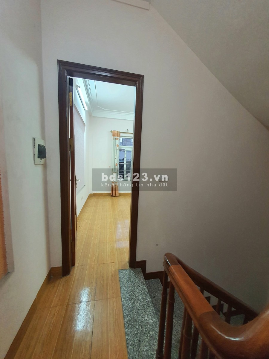 Bán nhà mới xây lô góc 30m2 x 5T NT siêu đẹp Hoàng Hoa Thám 2,7 tỷ