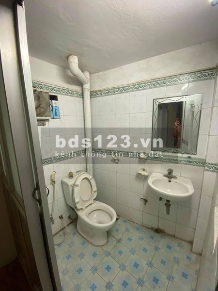 HOT!!! BÁN GẤP NHÀ NGÃ TƯ SỞ, SIÊU RẺ, NGÕ THÔNG THOÁNG, 21m2x 3T,CHỈ 1.75 tỷ