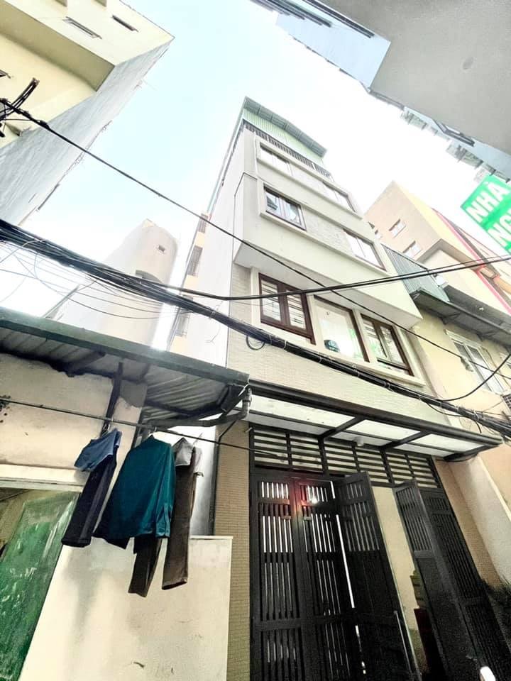 Bán Nhà 35m2 x 5 Tầng Lô Góc, Ô Tô, Kinh Doanh Quận Thanh Xuân Chỉ 6.2 Tỷ.