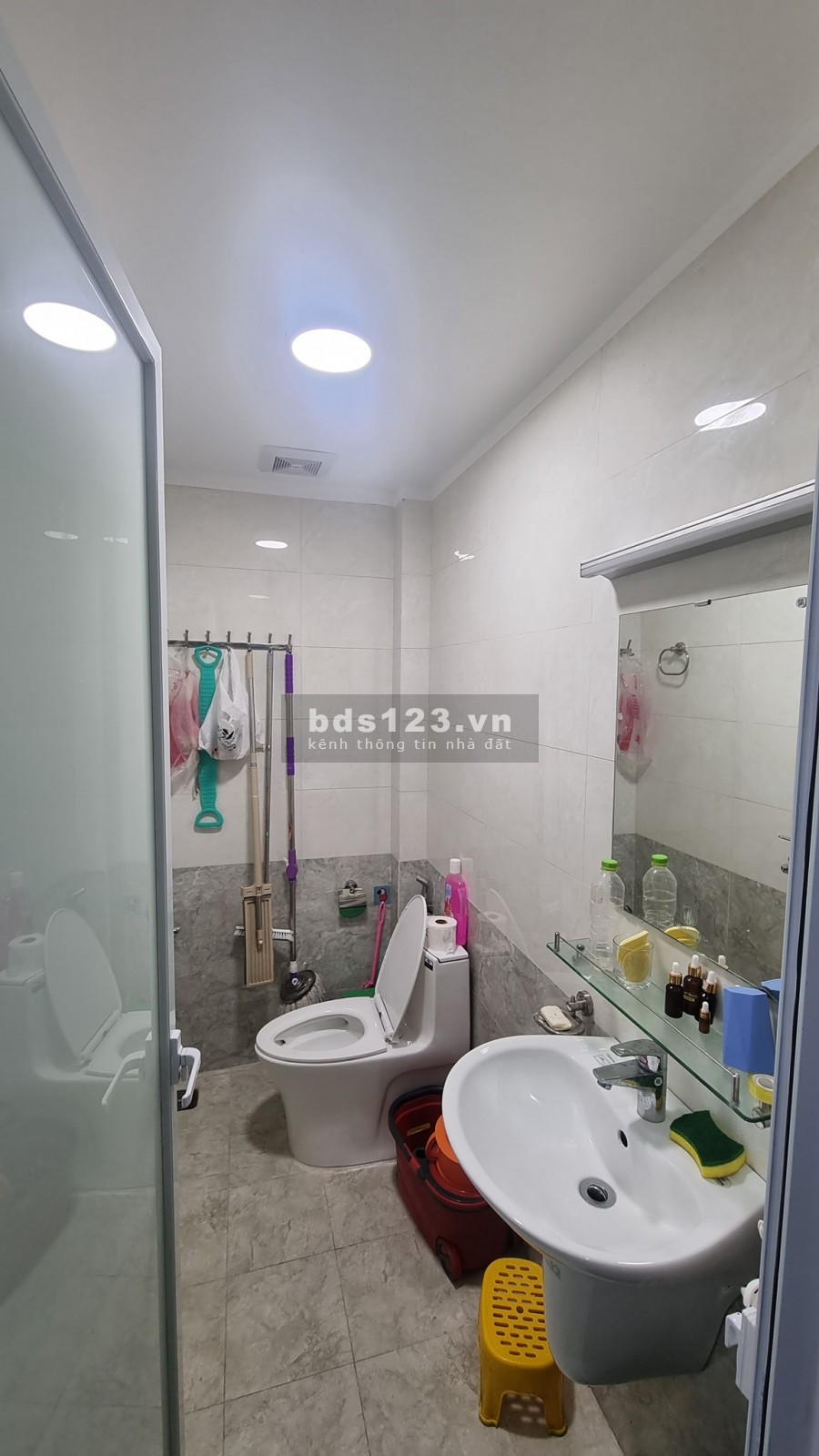 ĐÔNG NGẠC NHÀ ĐẸP NHƯ TRANH GIÁ MỀM NHƯ BÚN