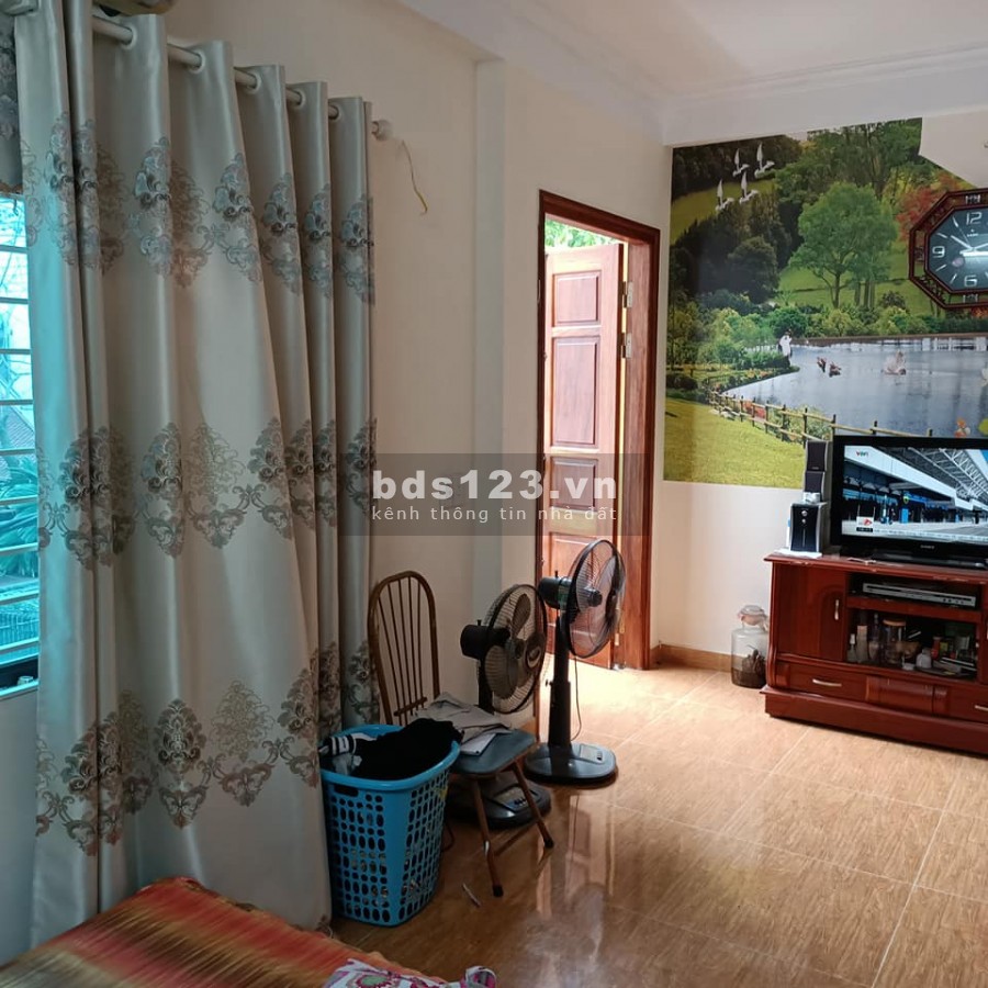 NHÀ ĐẸP MỚI CHỦ TỰ XÂY - NỘI THẤT ĐẸP - MẶT NGÁCH TO - LÔ GÓC 2 THOÁNG - KINH DOANH NHỎ.