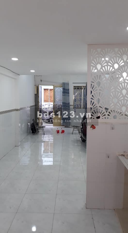 Bán Nhà Quận 6 hẽm ba gác nhà xinh vào ở ngay Gía 3.35 Tỷ