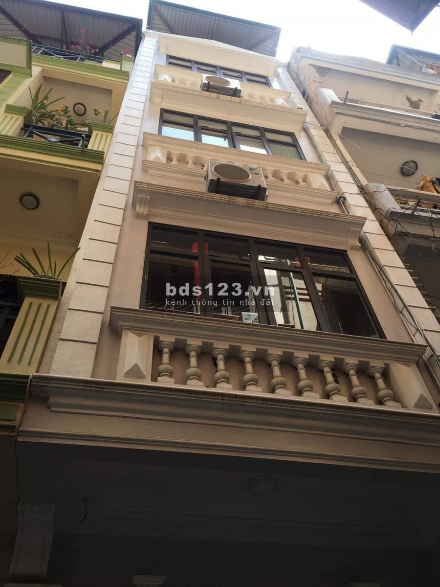 BÁN NHÀ NGUYỄN CHÍ THANH 45M2 X 4T, PHÂN LÔ, ÔTÔ TRÁNH, KINH DOANH ĐỈNH, GIÁ 8.8 TỶ.