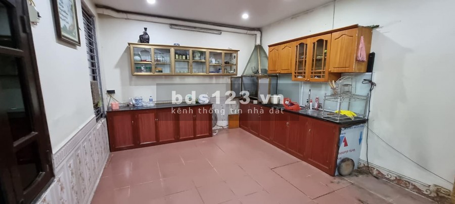 Nhà mặt phố số làm quan kinh doanh cực đỉnh an sinh chả phải đắn đo