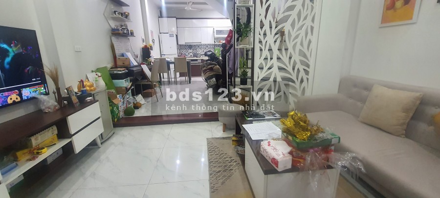 Khương Đình! Nhà đẹp, đầy đủ nội thất, sách valy đến ở ngay, chỉ nhỉnh 4 tỷ!!!
