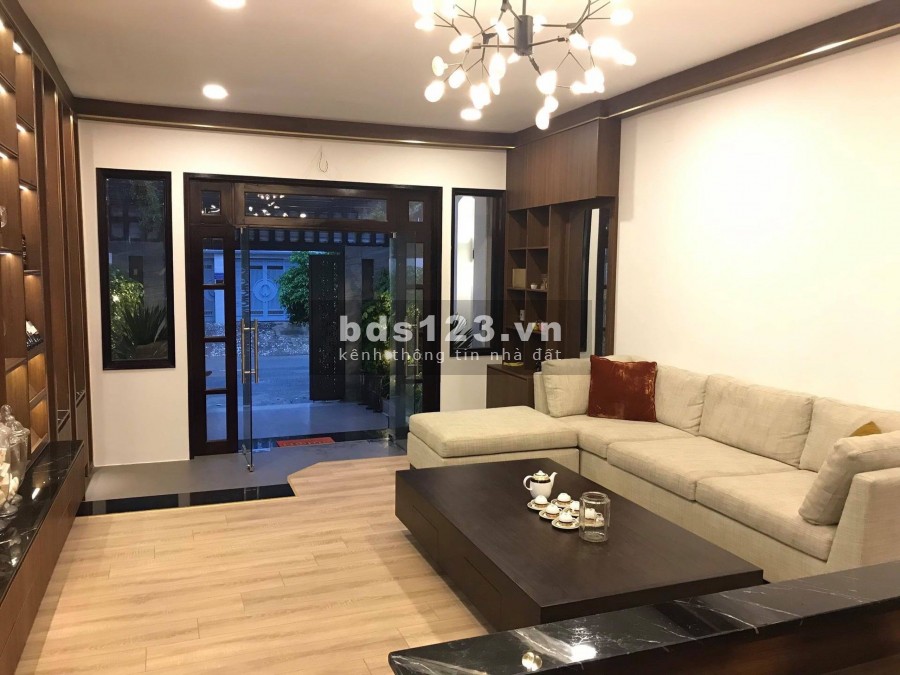 BÁN NHÀ, LÊ ĐỨC THỌ, KHU NHÀ VIP, ĐƯỜNG 16M, TS 5x25m, CHỈ 10.5 TỶ.