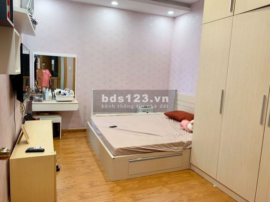 Chính Chủ Bán Nhà Hẻm Lớn Trần Bình Trọng P1 Quận 5 Diện tích 27m2 Chỉ 6.4tỷ.