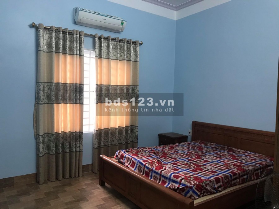 Bán nhà 4 tầng Nguyễn Viết Xuân, TP Hải Dương, 67.5m2, mt 4.5m, 3 tỷ 350