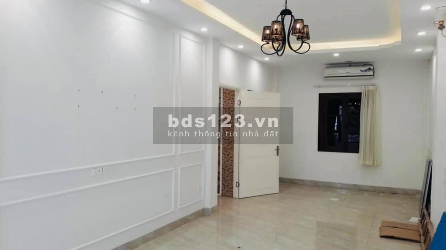 BÁN NHÀ PHỐ TRẦN QUỐC HOÀN, KINH DOANH VÔ ĐỊCH, Ô TÔ TRÁNH, MT RỘNG LH 0376557574