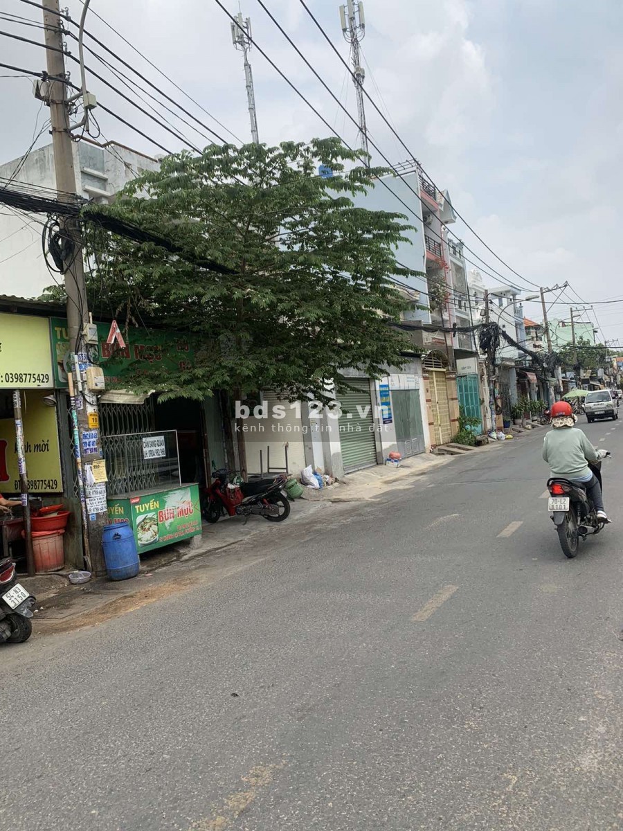 Sang nhượng quán bún phở full đồ