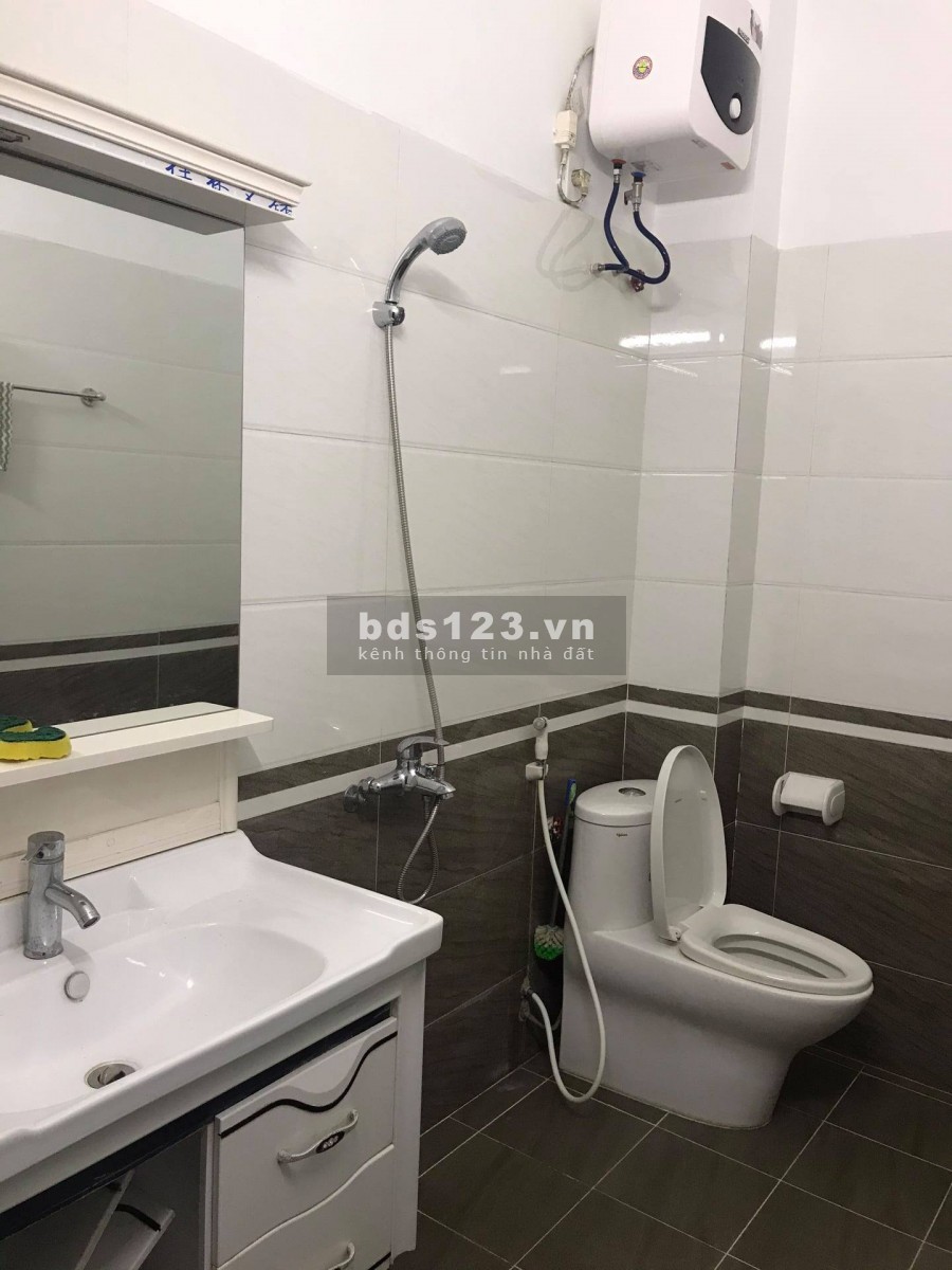 Bán nhà 4 tầng Nguyễn Viết Xuân, TP Hải Dương, 67.5m2, mt 4.5m, 3 tỷ 350