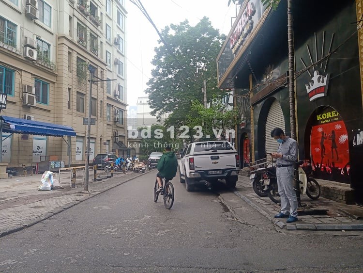 Bán nhà Phố Đình Thôn, ô tô, kinnh doanh, 90m2 x MT6m, 13 tỷ.