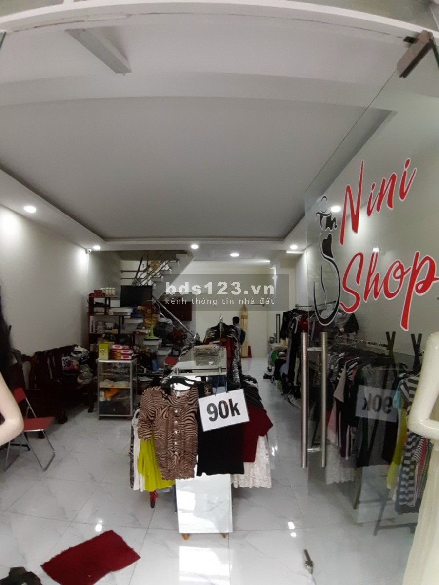 Cần bán nhà MT số 25 Lạc Long Quân, Xóm Đất nối dài Quận 11 kế chợ Bình Thới, DT 5,15m x 11,6m,