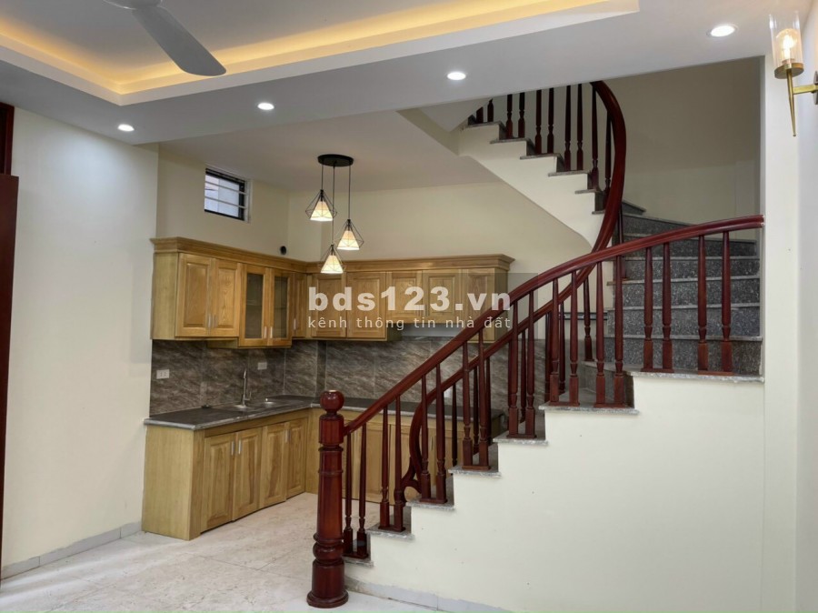 BÁN NHÀ TÂY MỖ NAM TỪ LIÊM 38 M X5 TẦNG MẶT TIỀN 6.4 GIÁ 3.8 TỶ ÔTÔ VÀO NHÀ
