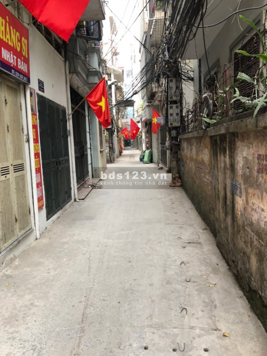 Khương Đình! Nhà đẹp, đầy đủ nội thất, sách valy đến ở ngay, chỉ nhỉnh 4 tỷ!!!