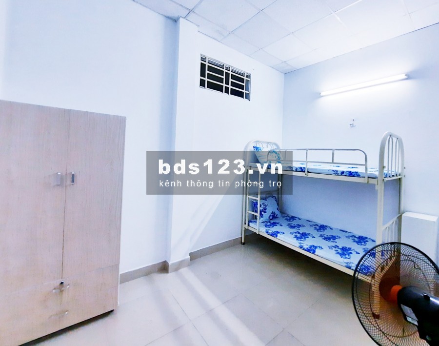 Phòng Gía Rẻ Có Nội Thất Hẻm 824 Huỳnh Tấn Phát Q7 (Gần Phú Thuận, Cầu Phú Mỹ)