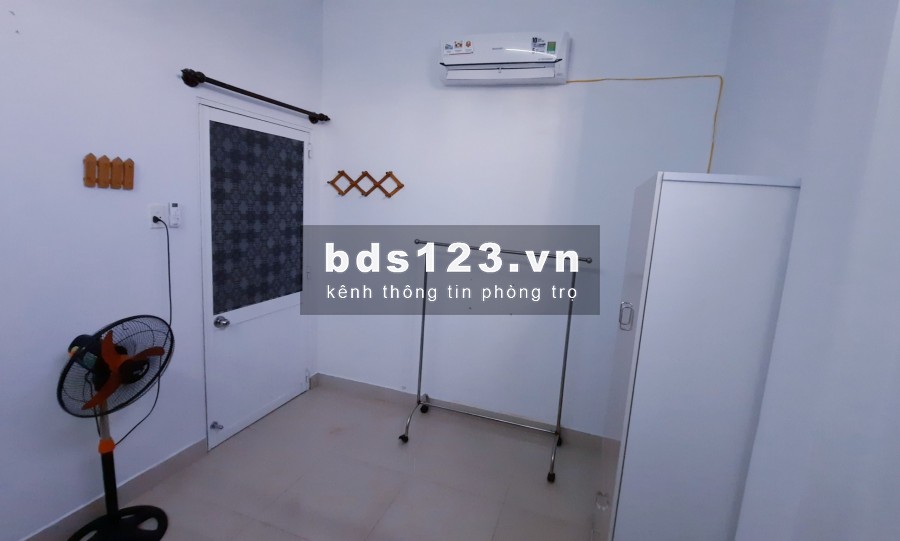 Phòng Gía Rẻ Có Nội Thất Hẻm 824 Huỳnh Tấn Phát Q7 (Gần Phú Thuận, Cầu Phú Mỹ)