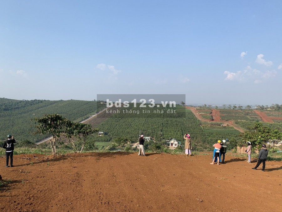 Cần tiền đi nước ngoài gấp ra đi 500m2 đất ngay trung tâm bảo lộc chỉ 3,2tr/m2