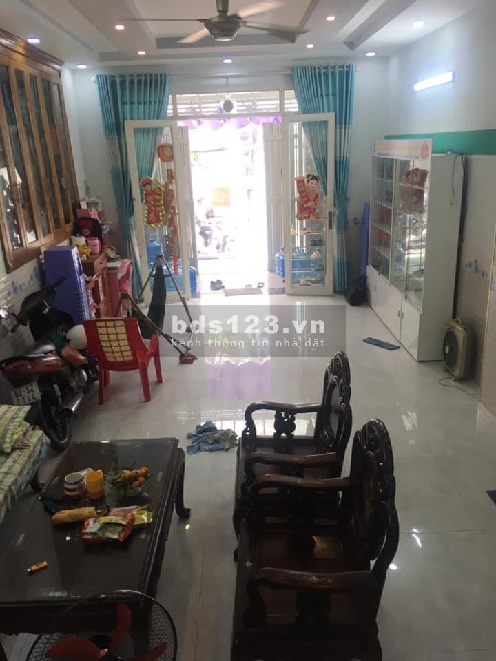 Mặt tiền gấp bán Nguyễn Văn Đậu-Lê Quang Đinh, kinh doanh tốt 5x26m, 4 lầu, lh0909205956