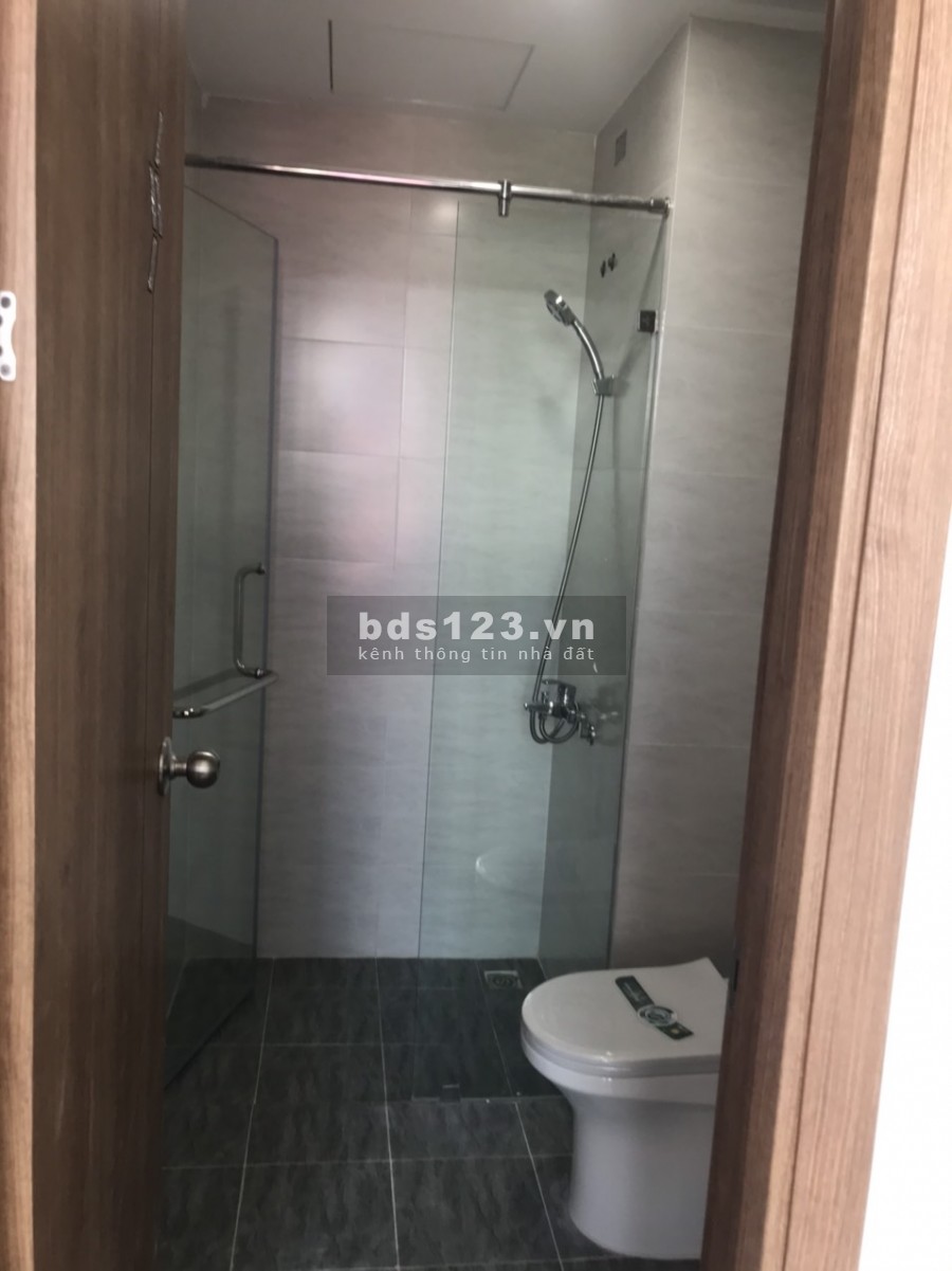 Gia đình tôi cần bán chung cư Bcon Suối Tiên