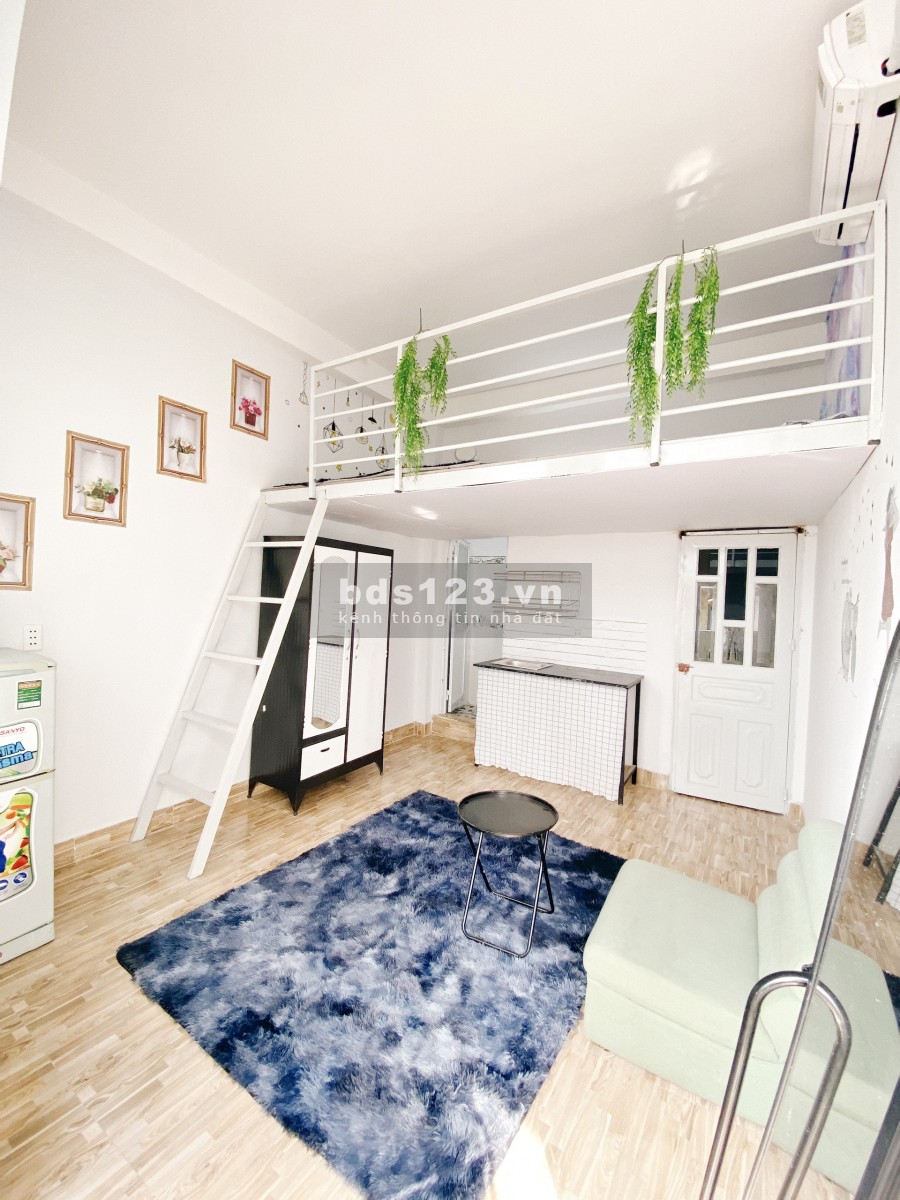 CHDV cực chill kế Ngã Tư Ga, ĐH Nguyễn Tất Thành