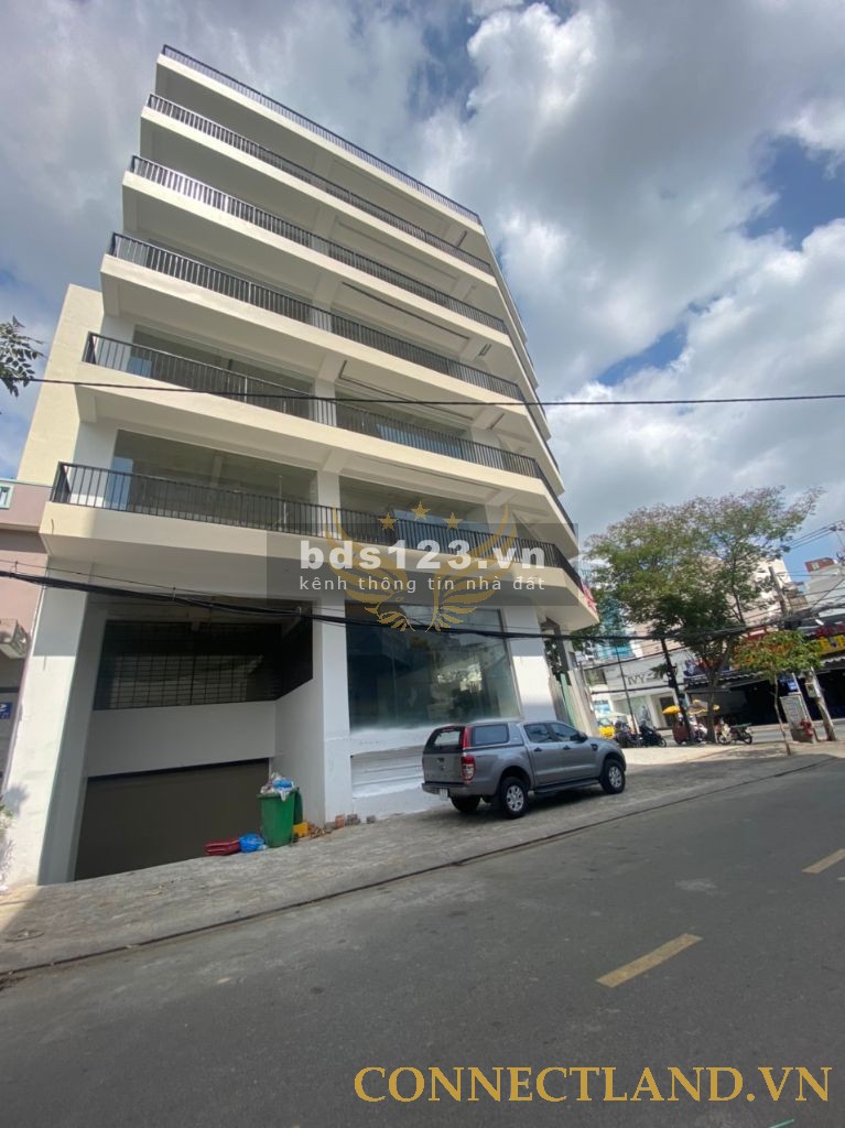 Tòa nhà Góc 2MT số 425 Nguyễn Thị Thập 15 x 22m , Q.7