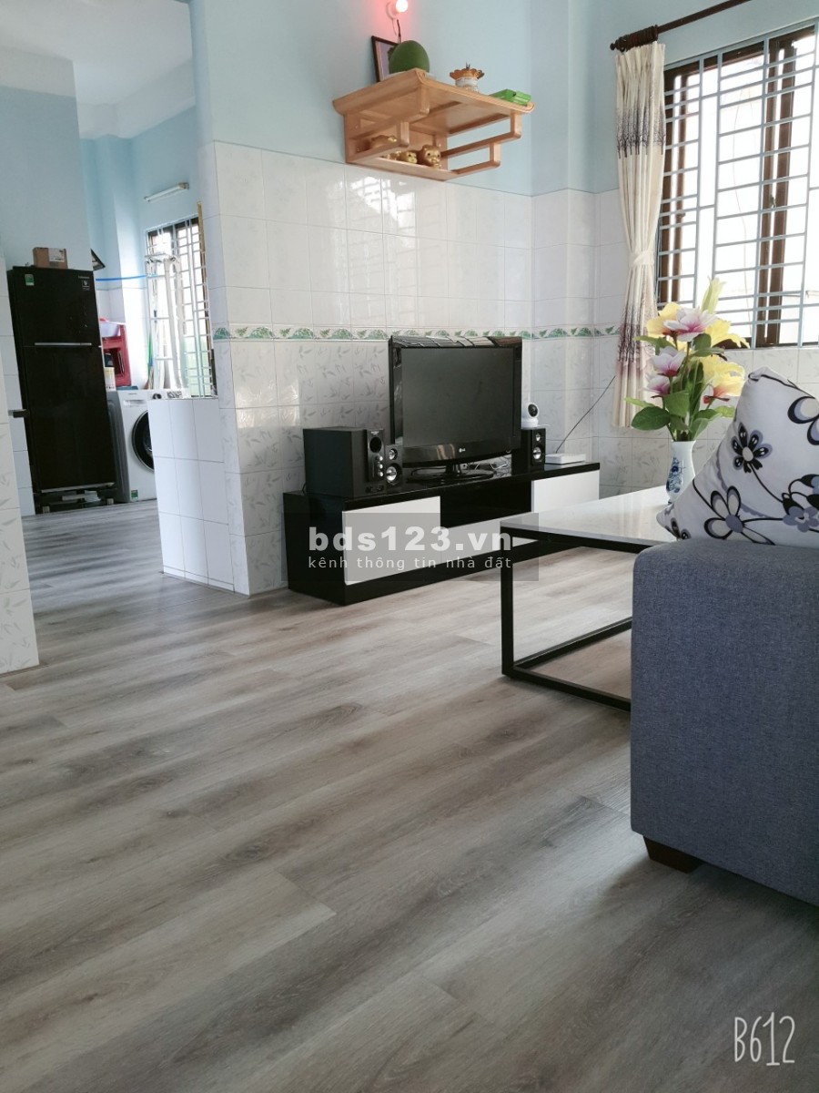 Bán chung cư Đồng Diều lầu 5 thang bộ phường 4 quận 8 giá rẻ