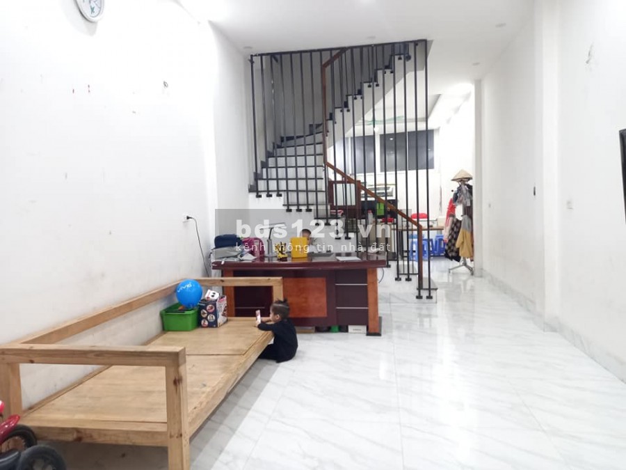 Bán rất gấp nhà ô tô, KD Phố Tô Vĩnh Diện: 65m2, 4T, 6 tỷ