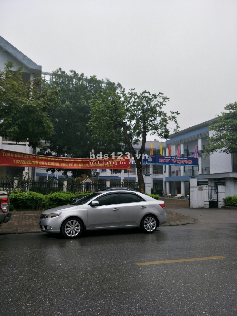 Bán nhà mặt phố Trường Lâm, Long Biên 58m2, 1 tầng, giá 8.7 tỷ. Kinh doanh tốt, Vỉa hè 5m.