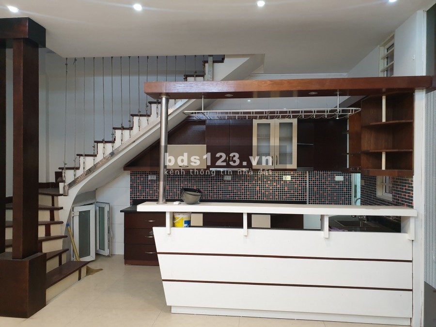 Nhà phố Kim Mã 38m2, ngõ rộng, có thương lượng, giá 3.45 tỷ