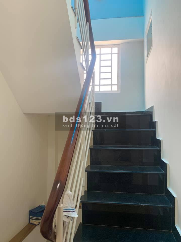 Bán nhà Gò Vấp, BTCT, 4 tầng 4,4 tỷ Nguyễn Thái Sơn 40 M2